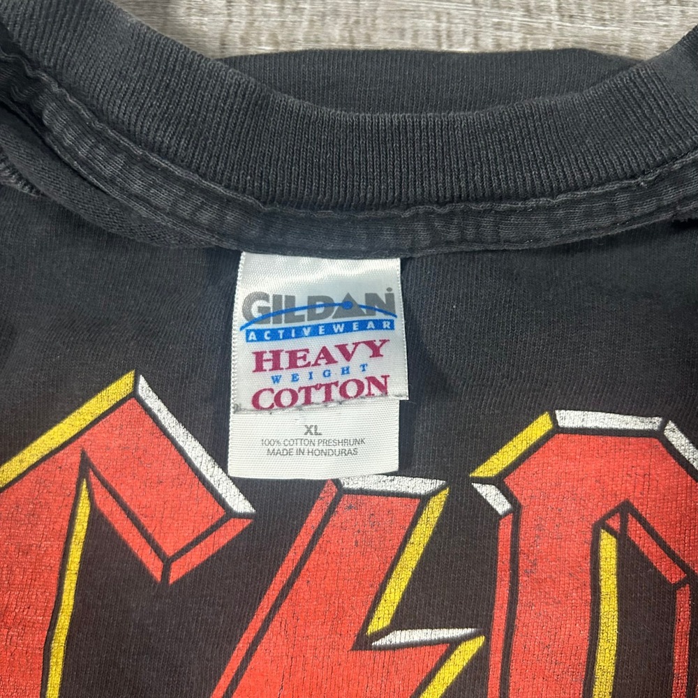 AC/DC Highway to Hell Band Graphic T-Shirt Black Gildan XL 2001 Copyright - Picture 6 of 7